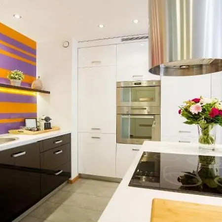 Apartment Angel Center Luxury By Amstra *