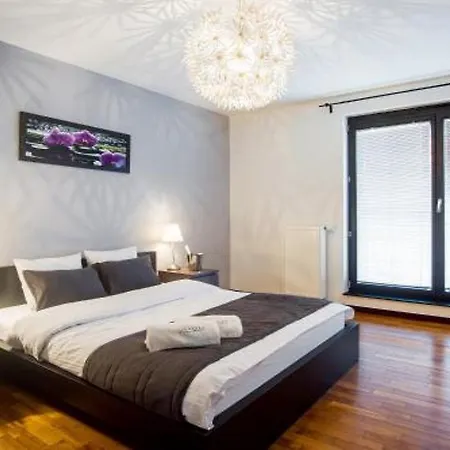 Angel Center Luxury By Amstra